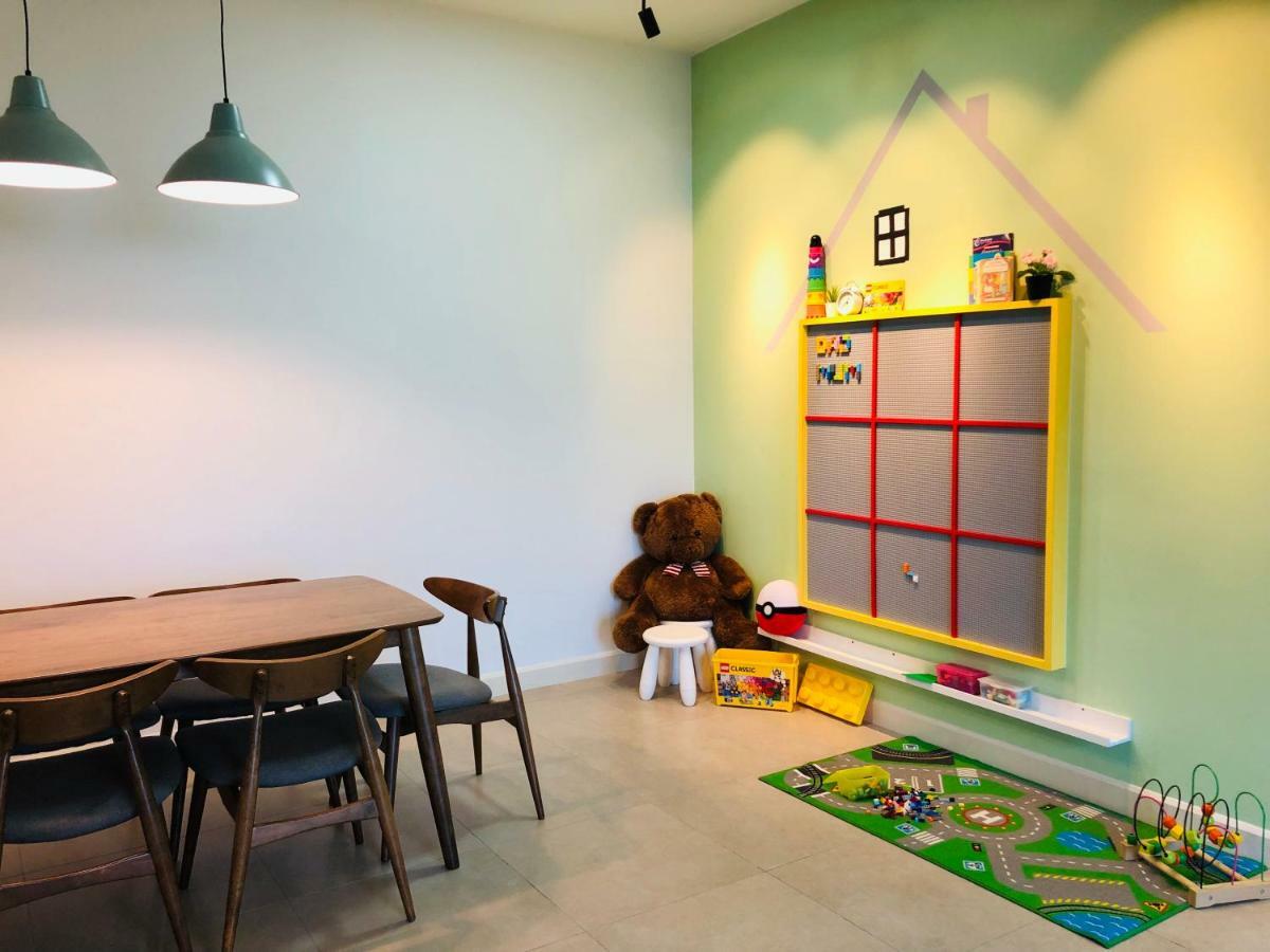 Ferienwohnung Afiniti Residensi Legoland Medini Nusajaya  Exterior foto