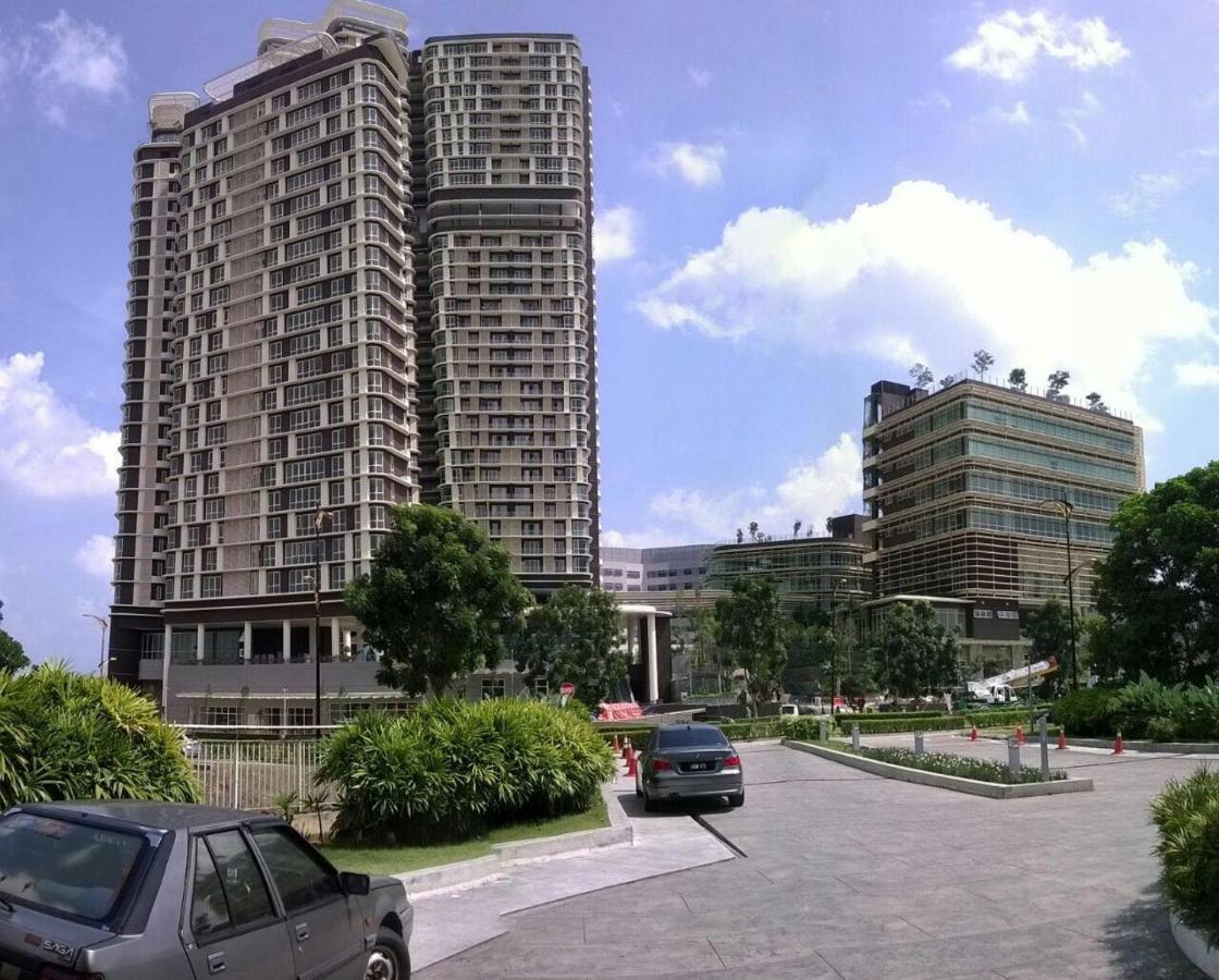 Ferienwohnung Afiniti Residensi Legoland Medini Nusajaya  Exterior foto